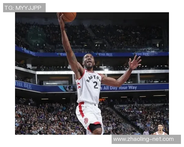 火箭与勇士激战26日NBA季后赛焦点对决引发球迷热议