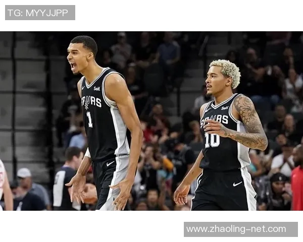 火箭与马刺激战四节最终以107比110落败精彩瞬间回顾